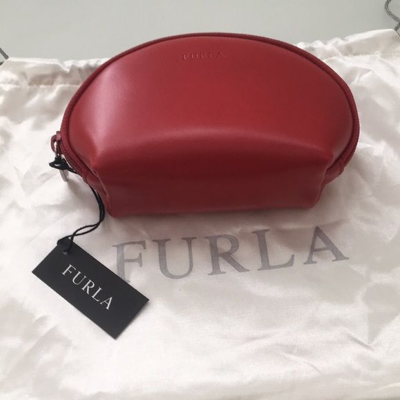 Furla set of three leather nesting bags - Picture 6 of 6